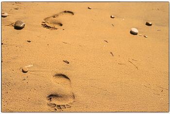 footprints in the sand @monikagruenwald