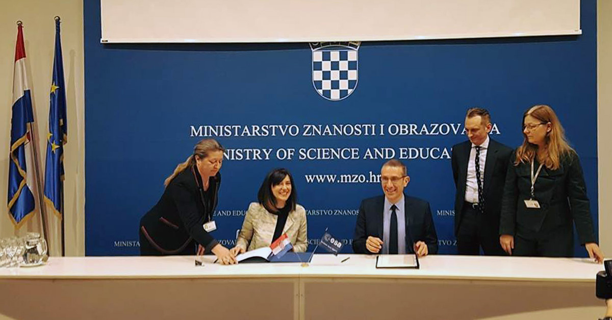 Croatia signs the ESA agreement